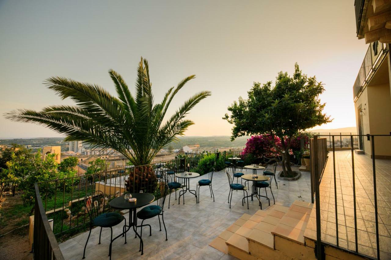 Trigona Garden Suite Ното Екстериор снимка